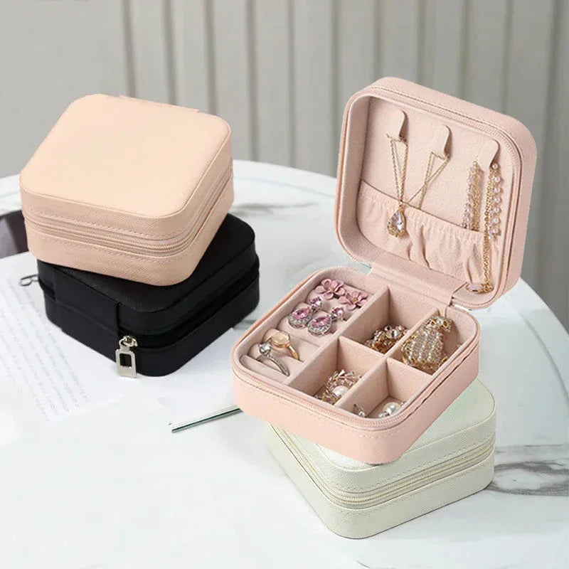 YasGlow™ Travel Jewelry Organizer