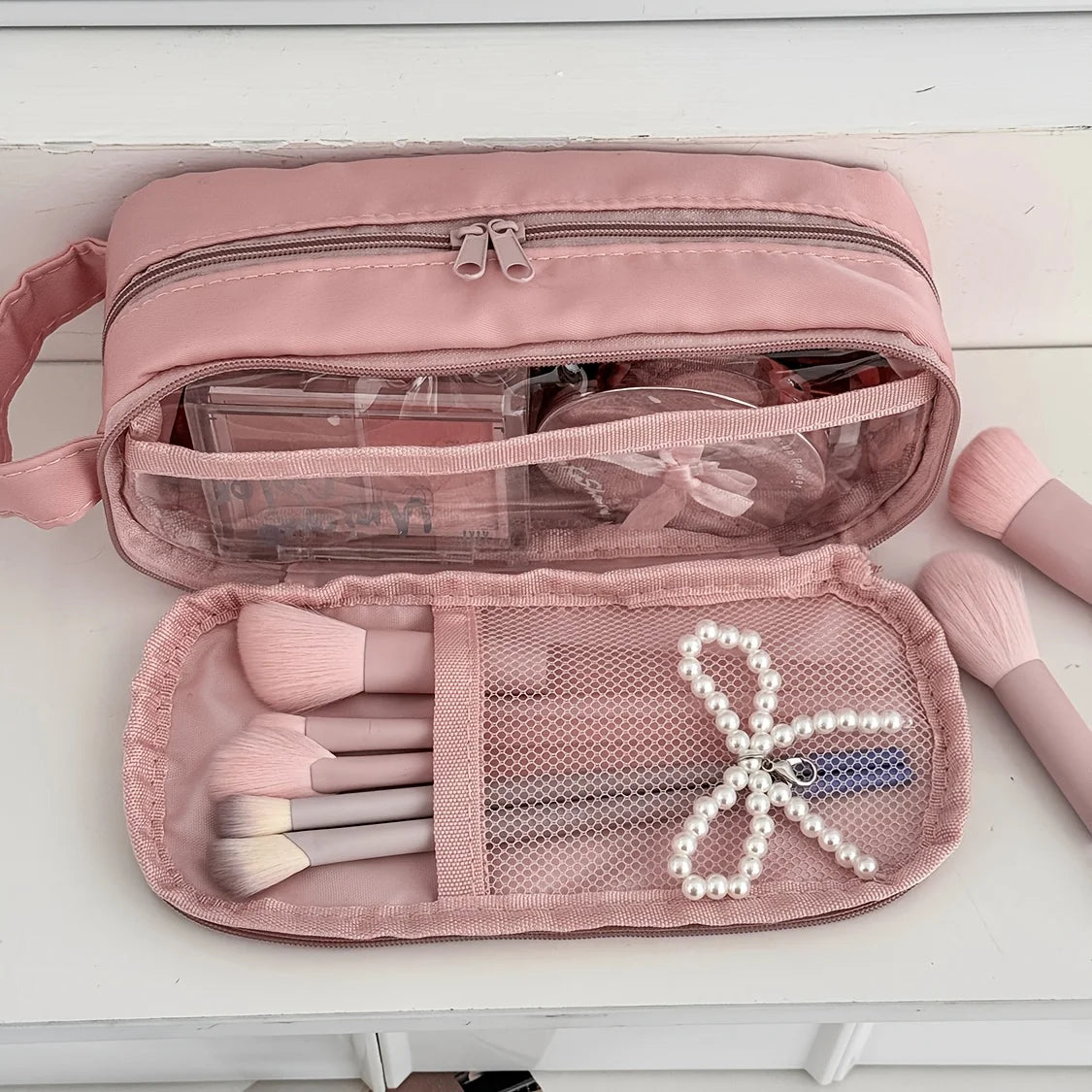 YasGlow™ Large Capacity Makeup Case