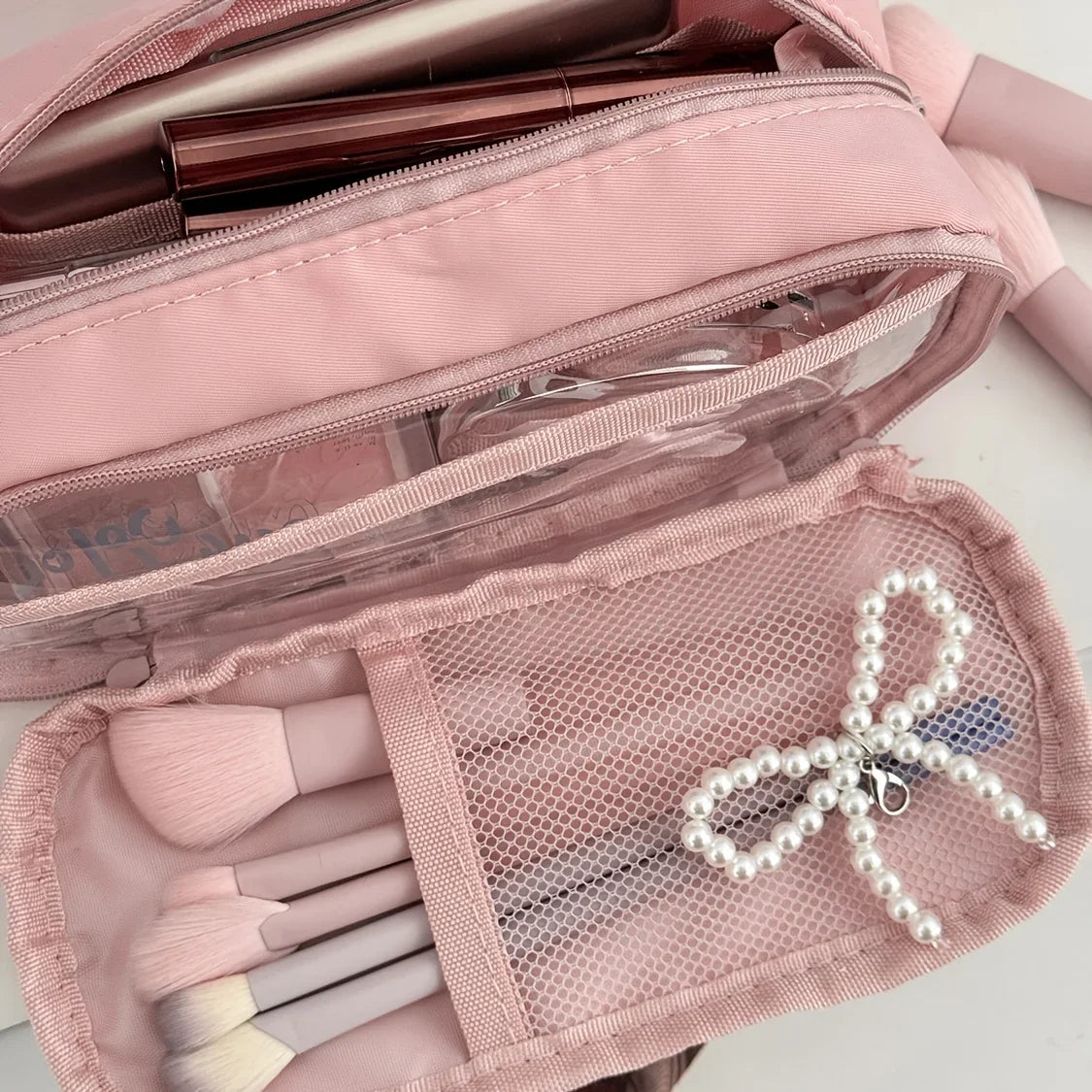 YasGlow™ Large Capacity Makeup Case