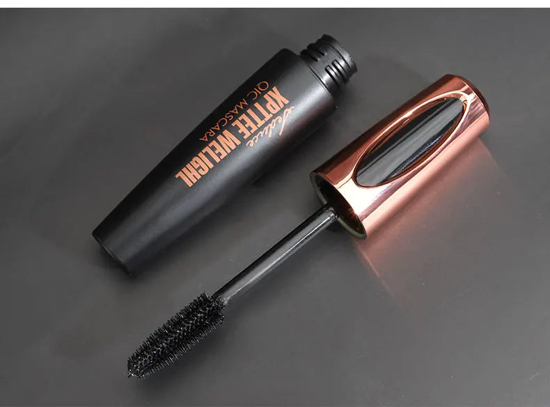 YasGlow™ 4D Curl & Volume Mascara